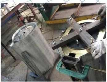 乾式トランスフォーマー用の真空エポキシ樹脂鋳造機 4