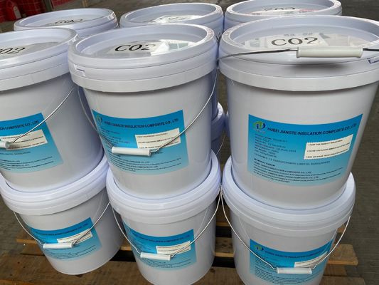 炎の硬化剤と透明な抵抗力がある注入のエポキシ樹脂液体