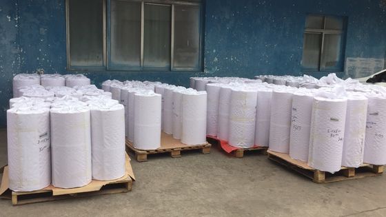 電気絶縁材のブッシュのための白い変圧器の原料のガラス繊維の網布